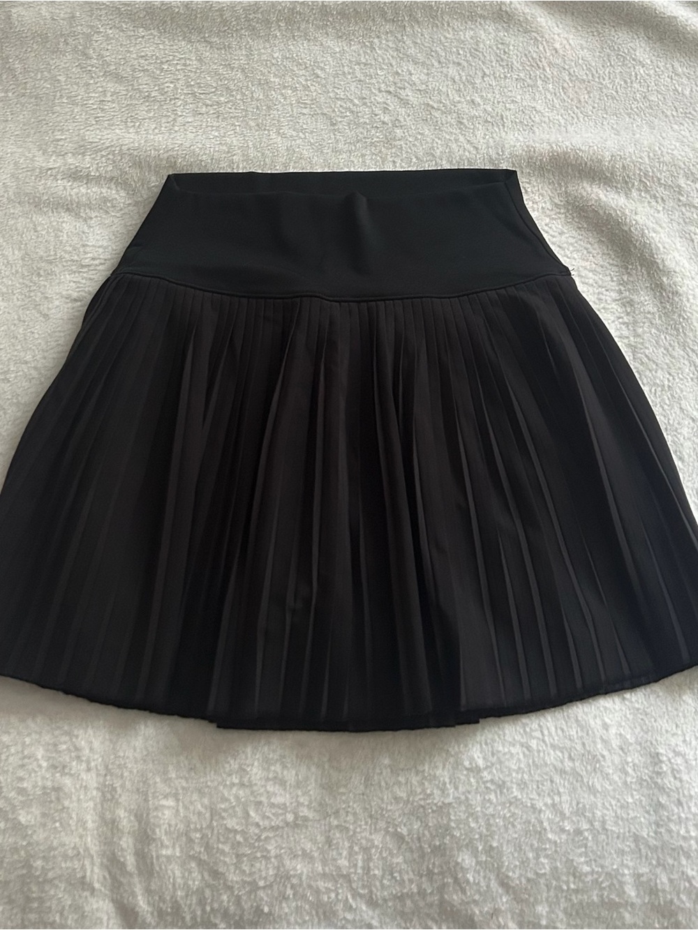 Gilly Hicks Black Pleated Skirt